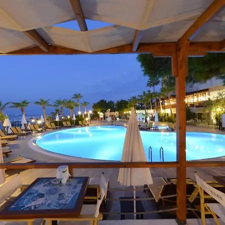 Anitas Hotel Konaklı