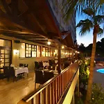 Anitas Hotel 3*