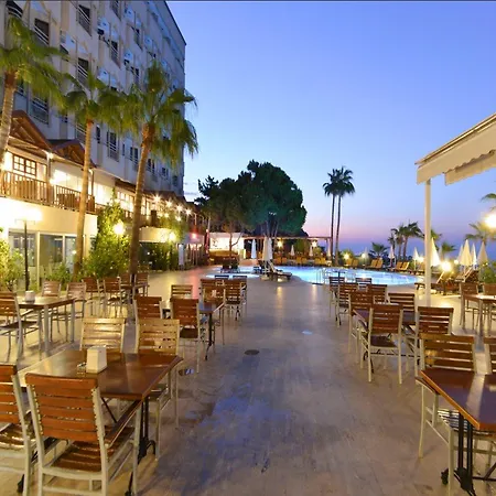 Anitas 3* كوناكلي